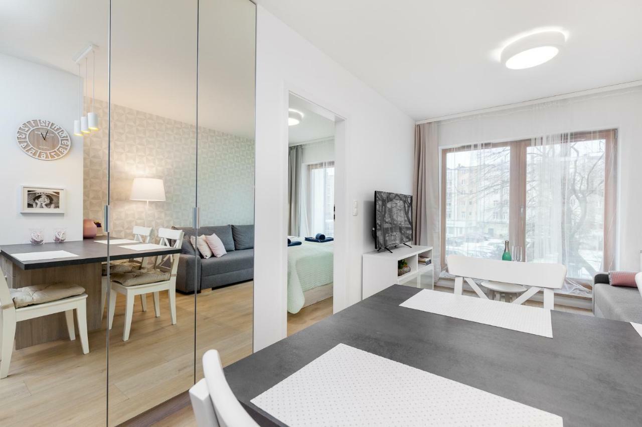 Apartamenty Black&White - Apartament Batory Five Gdynia Dış mekan fotoğraf